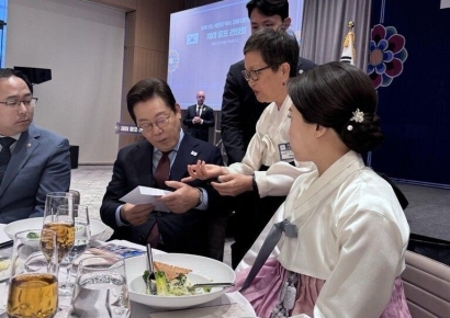 "美 공항서 체포된 한국인 도와달라" 한인 단체 李대통령에 호소