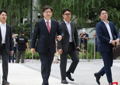 [포토] 김건희 특검 출석하는 권성동 의원