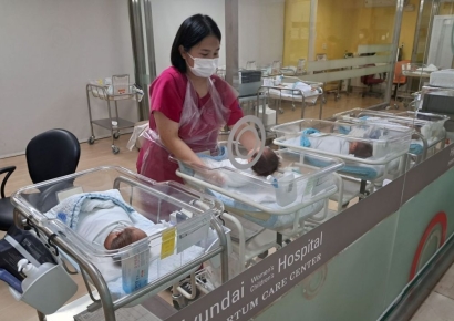 "응애 응애" 2월 출생아 7년 만에 가장 많았다…20개월 연속 증가