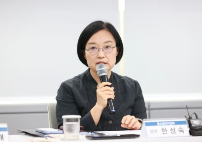 한성숙 장관, 선학동 골목형상점가 방문…"맞춤형 지원 추진"