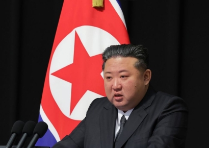 "북한 통역원, 몽골서 한국 대사관 통해 망명" 日언론 보도