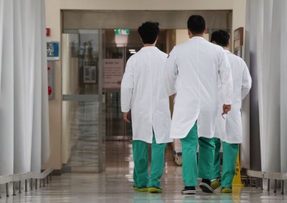 "2000명 증원 때와 달라"…의료계 반발 약해진 이유