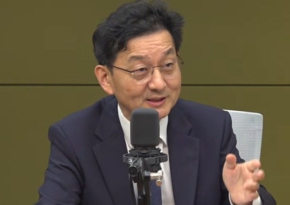 "보이스피싱, 작년부터 갑자기 폭증…피해 1조 넘을지도"