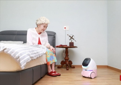 래미안 사는 시니어에 말동무 로봇…삼성물산, '홈 AI 컴패니언 로봇' 실증