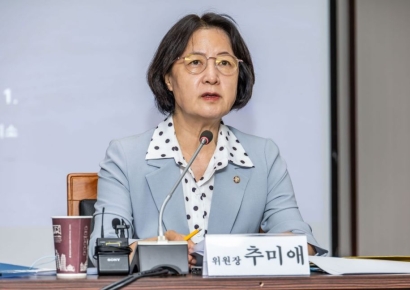 추미애 "CCTV 속 尹, 봉창 두드리는 소리…추하디 추한 모습만"