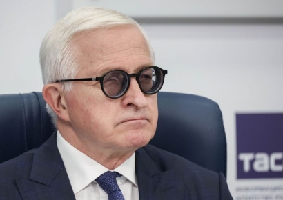 러시아 재계 거물 "동쪽 바다인데 왜 일본해? 동해로 불러야지"