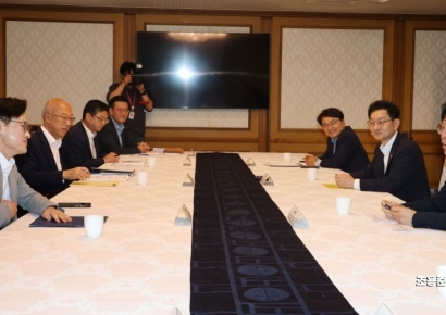 [포토] 노란봉투법 대화하는 노동 장관과 산업 장관