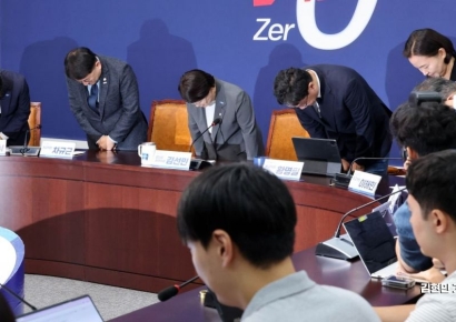 "교수 시절 조국이 쓴 성범죄 논문 13편에는…" 성비위 책임 회피 비난한 주진우