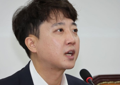 이준석 "'조선왕조실록' 보라…데이터센터 완전 분산해야"