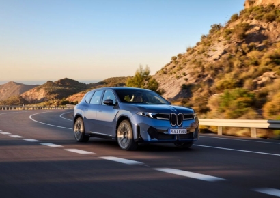 BMW, 노이어 클라쎄 첫 양산 모델 'iX3' 세계 최초 공개[IAA 2025]
