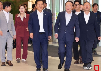 '세계 1등 삼성반도체 응원' 밝힌 정청래…반도체특별법 만들어 뒷받침
