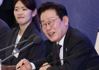 '美구금사태·양도세' 입장 나올까…李대통령 오늘 '취임 100일' 기자회견