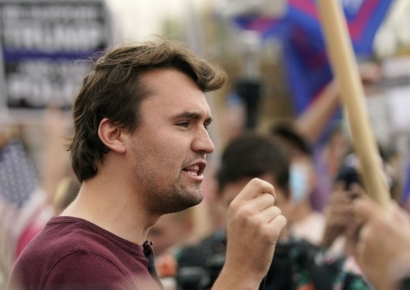 '트럼프 지지' 청년활동가 피살 장면 SNS 확산…"美 정치 영향 미칠 것"