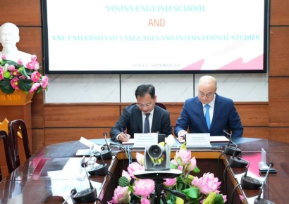 윤선생은 한국어로, YBM은 영어로…같은 베트남, 다른 셈법