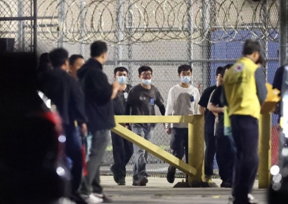 "한국 안 갈래" 구금 한국인 중 美 잔류 택한 1명…그 이유는