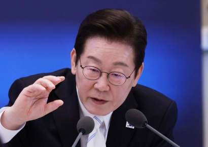 美상무장관 관세협상 압박 발언에, 대통령실 "국익 최우선 협상"