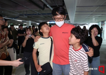 [포토] 가족들과 만난 미 구금 한국인 근로자