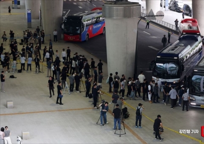 [포토] 미 억류 한국인 근로자 귀국