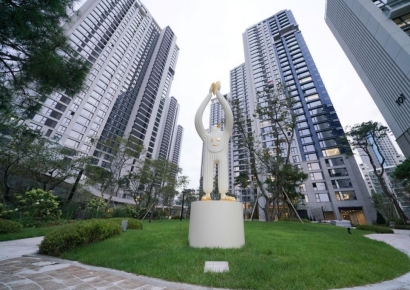 '청담 르엘' 입주민, 집 앞마당서 세계적 예술가 작품 만난다