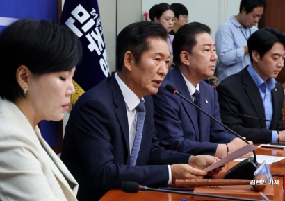정청래 "조희대, 대법원장직 물러나야…내란재판부는 자업자득"