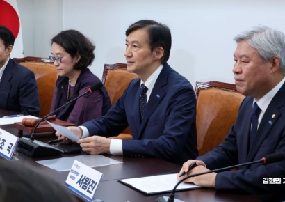 조국, 대장동 항소포기 반발에 "검찰도, 한동훈도 신난 듯…보완수사권 확보 노림수"