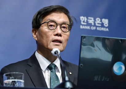 이창용 총재, 세계 금융안정 과제 논의…워싱턴행