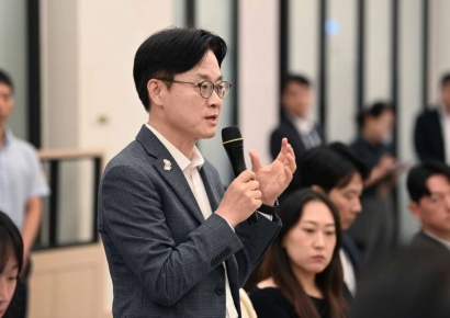 김정관 산업장관 "25% 관세, 감내할 수 있지만…한미 동맹 걸린 문제"