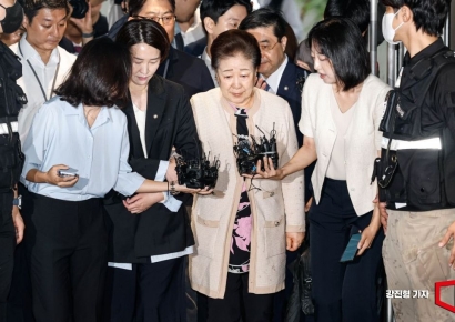 한학자 통일교 총재, 김건희특검 첫 출석…3회 불출석에 "아파서 그렇다"