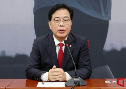 송언석 '노상원 수첩' 발언 인정…"유감, 샤우팅 늘 있는 일"