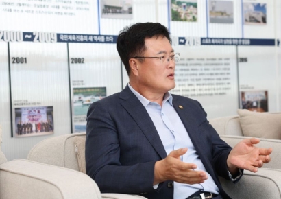 김대현 차관 체육계 현장 점검…대한체육회 등 방문
