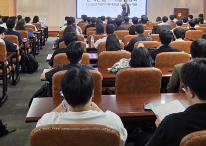 [르포]"정부 '건설사 때리기'에 취업 걱정"…북적인 채용설명회, 심란한 청년들