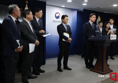 [포토] 정부 해킹대응 브리핑 배석한 해킹 사고업체 관계자들