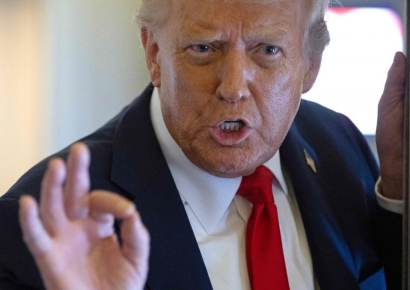 "나 비판하면 면허 취소" 트럼프 '으름장'에 눈치 보는 방송사들