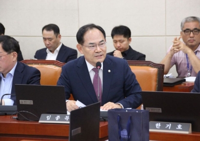 임종득 "안규백, 전작권·국방비 발언뒤집어…정치적 언행 안돼"