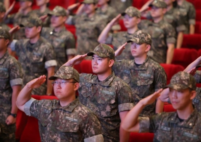 '美 시민권 포기' 삼성 이재용 회장 장남 이지호씨, 오늘 해사 입교