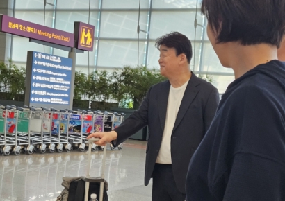 백종원, 소스 팔러 직접 나섰다…태국·미국 등 방문