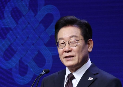 '新 한반도 평화구상' 李대통령 "'END 이니셔티브'로 한반도 새 시대 열겠다"(종합)