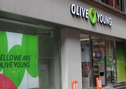 브랜드사용료 5년새 3배 껑충…CJ지주 '효자' 올리브영