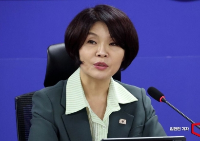 한정애 "부동산, 가수요 진정세 나타나…자사주 소각 상법 개정 진행할 것"