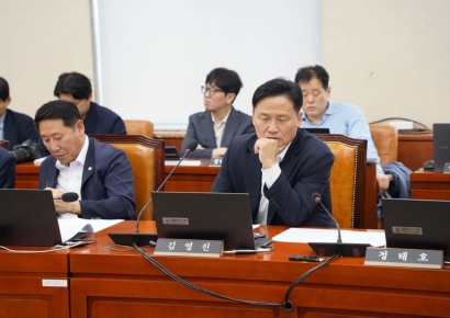 '친명' 김영진 "조희대 청문회는 급발진…추미애의 전쟁, 결과 좋은 적 없어"