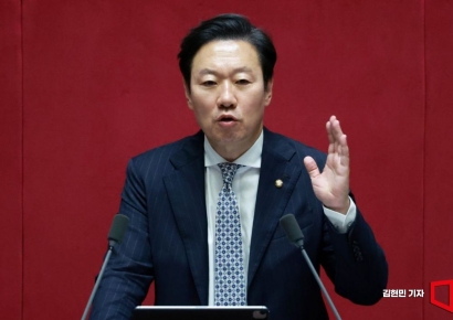[포토] '정부조직법 반대 필리버스터' 박수민 14시간 돌파