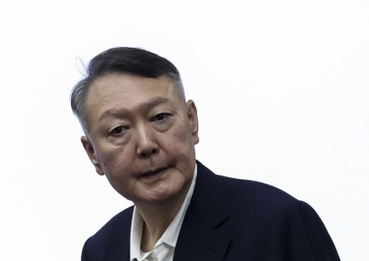 내란특검 "尹 범행, 국민에 큰 상처"… 징역 10년 구형