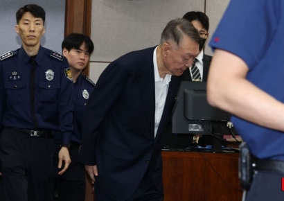 윤석열 "서바이브 힘들다" 주장했지만…법원, 보석 청구 '기각'