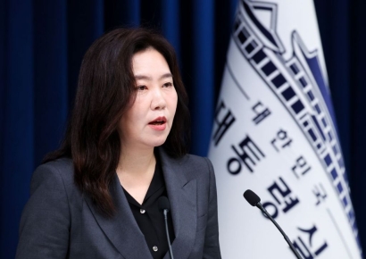 대통령실 "경제부총리가 말한 환율 협상, 관세 협의 아니다…환율조작국 논의"