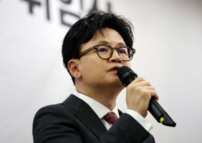 이언주 "한동훈, 론스타 승소에 '민주당 숟가락' 운운…그릇 작음 인정하는 꼴"