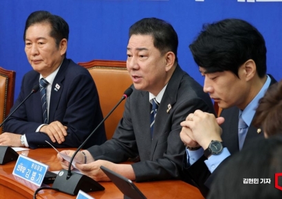 [포토] 김병기 "尹, 감당할 건 밥투정 아닌 국가·국민 배신한 죗값"