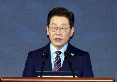 "투표하라는 건지 약 올리는 건지"…재외국민 투표제 지적한 李대통령