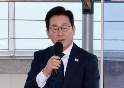 국가전산망 담당 공무원 사망 소식에, 이 대통령 "헌신 결코 잊지 않겠다" (종합)