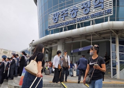 "부모님도 뵙고 여행도 갈래요"…설렘 가득 추석 연휴 귀성