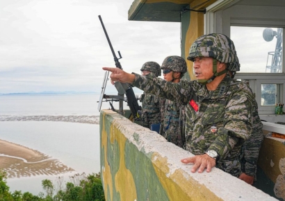 해병대사령관, 추석 앞 서해 최전방 우도경비대 방문